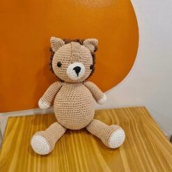 LEON CROCHET