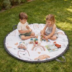 Alternative view of PLAYMAT